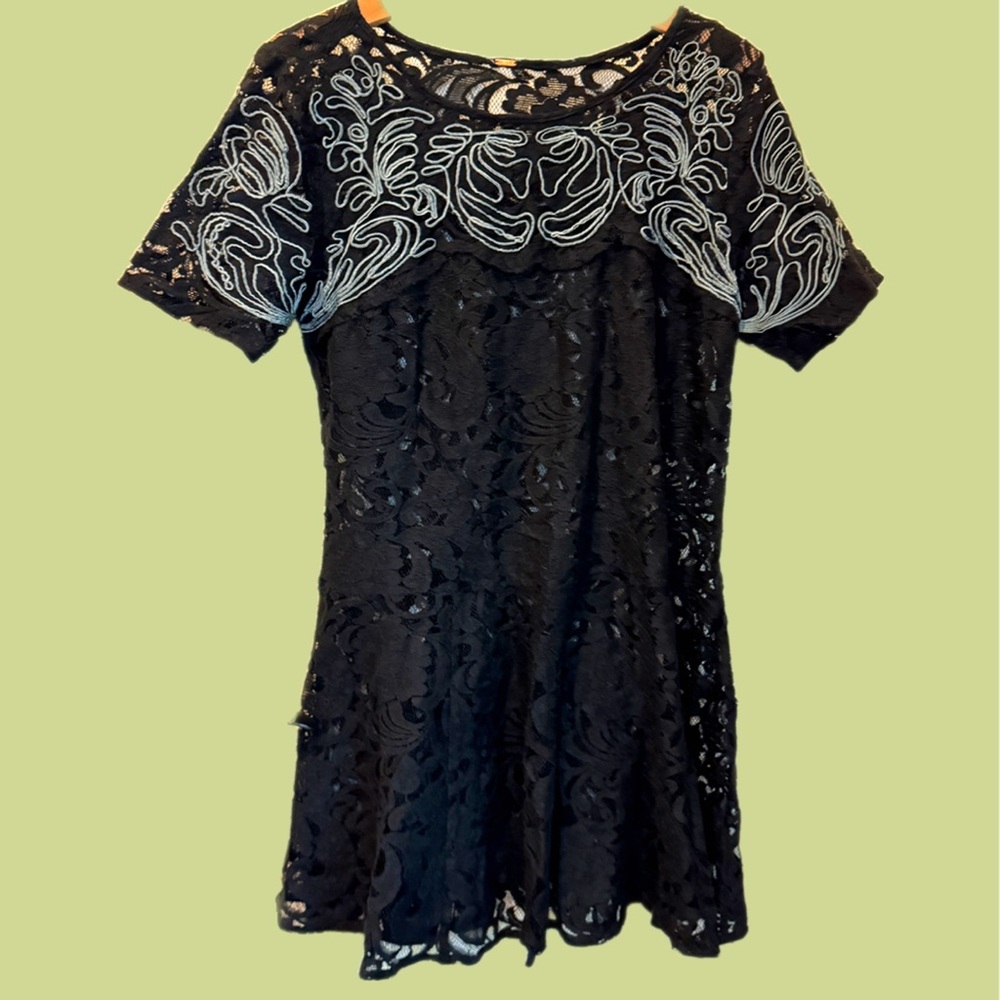 FREE PEOPLE Black Lace Gray Embroidered Beautiful Dreamer Dress Large (No Slip) - Picture 2 of 6
